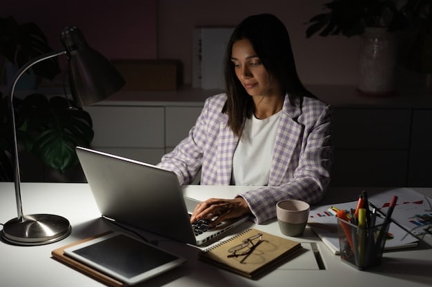 Side Hustle Tax Guide 2025: Compliance & Deductions